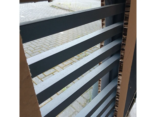 Designradiator, vasco, bcbathline, grijs metallic - afbeelding 3 van  3