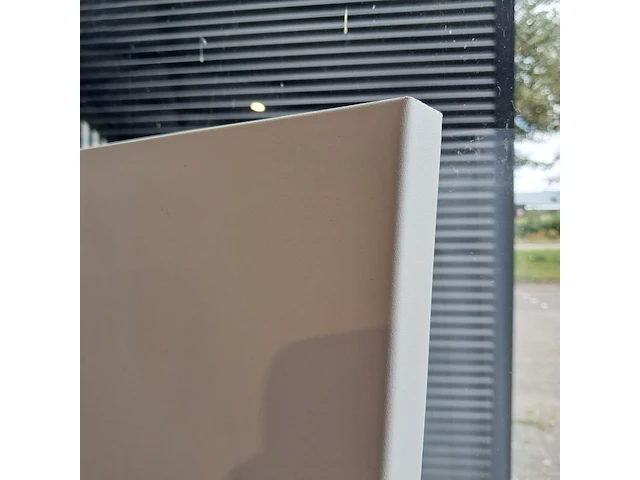 Designradiator, vasco, niva, matwit - afbeelding 3 van  3