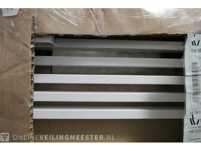 Designradiator vasco, zana zbd-el, ral 9016 - afbeelding 2 van  5
