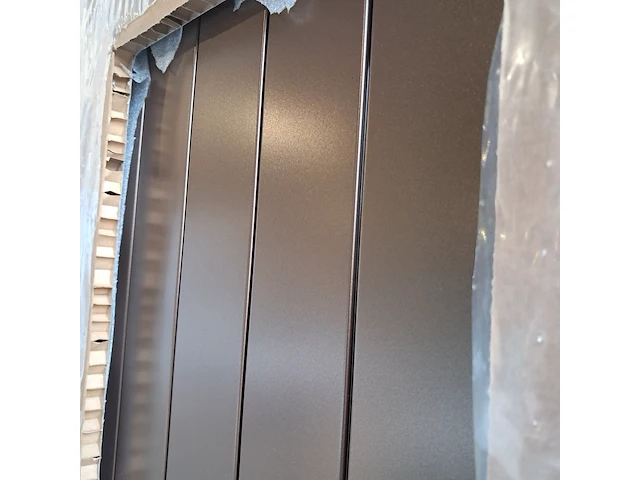 Designradiator, vasco, zaros - v75, bronze 9893 - afbeelding 2 van  3