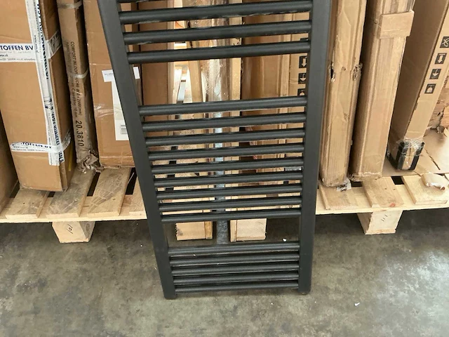 Designradiator zwart 45x120cm - afbeelding 4 van  5
