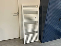 Designradiator - afbeelding 1 van  4