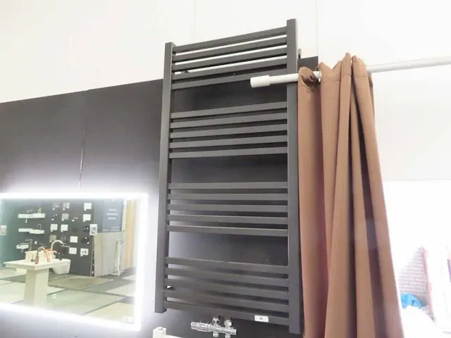 Designradiator - afbeelding 1 van  1