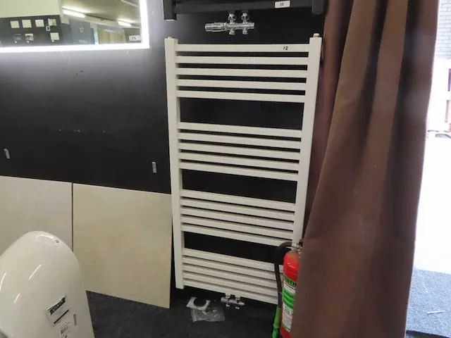 Designradiator - afbeelding 1 van  1