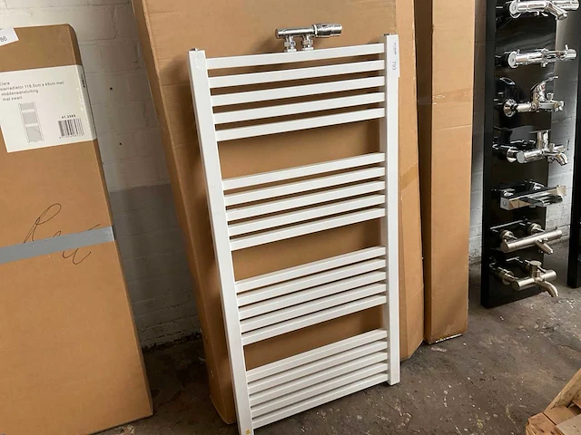 Designradiator - afbeelding 1 van  3