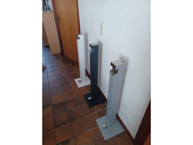 Desinfectie paal voor zeep of desinfecterende handgel voetbediening aluminium aantal 1 stuks. - afbeelding 3 van  7