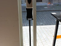 Desinfectiedispencer op statief met hoogte 160 cm. - afbeelding 2 van  2