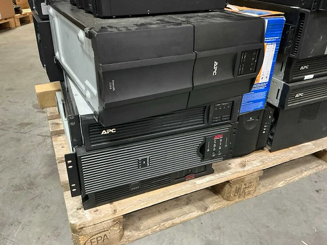 Desktop - apc - lot of apc ups - afbeelding 2 van  10