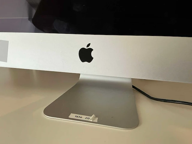 Desktop - apple inc. - imac14,3 - afbeelding 2 van  3