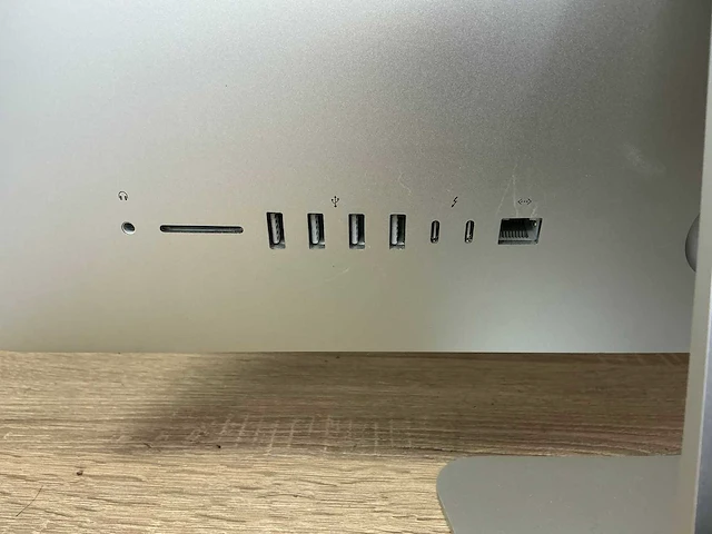 Desktop - apple inc. - imac18,2 - afbeelding 5 van  6