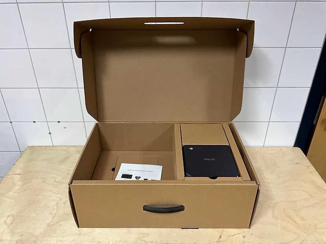 Desktop - asus - asus chromebox g3 - afbeelding 2 van  5