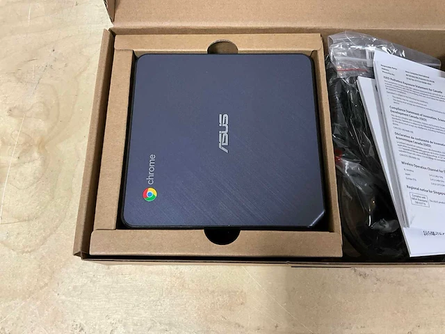 Desktop - asus - asus chromebox g3 - afbeelding 3 van  5