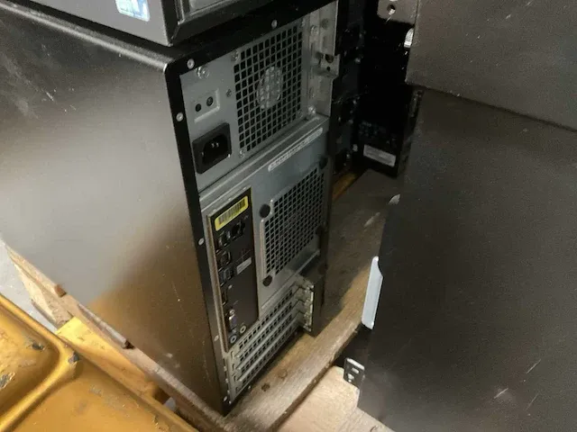 Desktop - dell - optiplex 3020 mt - afbeelding 2 van  2