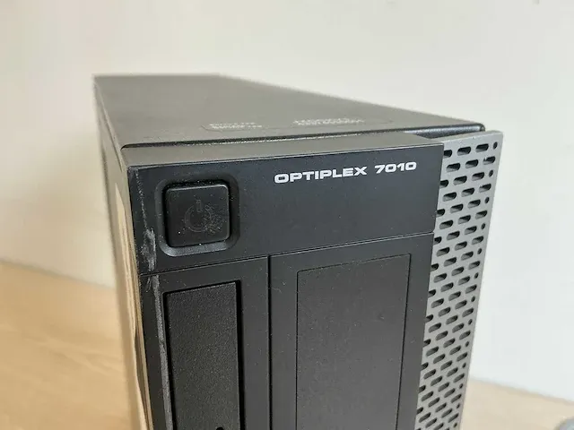 Desktop - dell inc. - optiplex 7010 - afbeelding 2 van  4