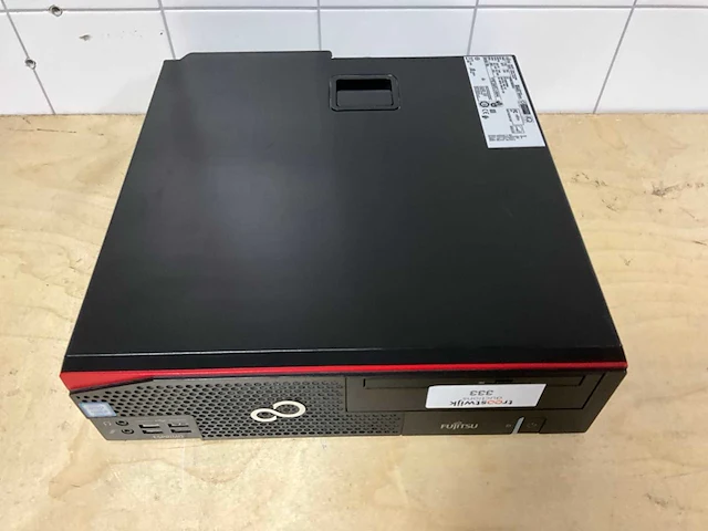 Desktop - fujitsu - esprimo d556/2/e85 - i5-7400 - afbeelding 2 van  4