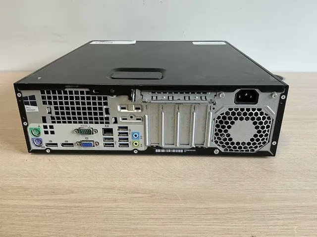 Desktop - hp - hp elitedesk 800 g2 sff - afbeelding 3 van  4