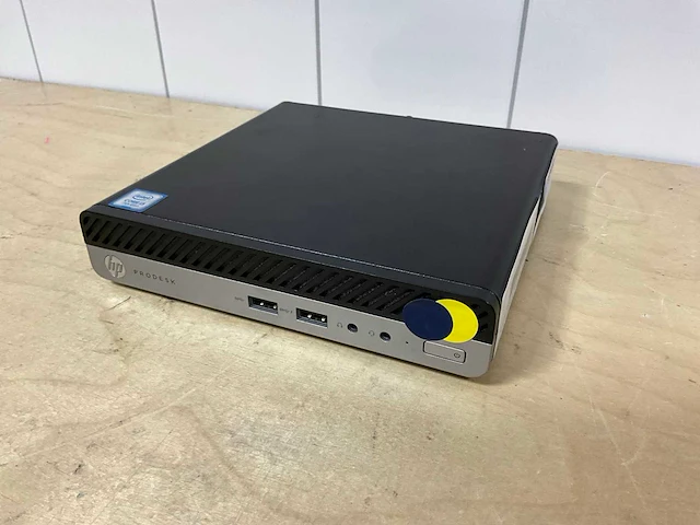 Desktop - hp - prodesk 400 g3 mini - i3-7100t - afbeelding 1 van  3