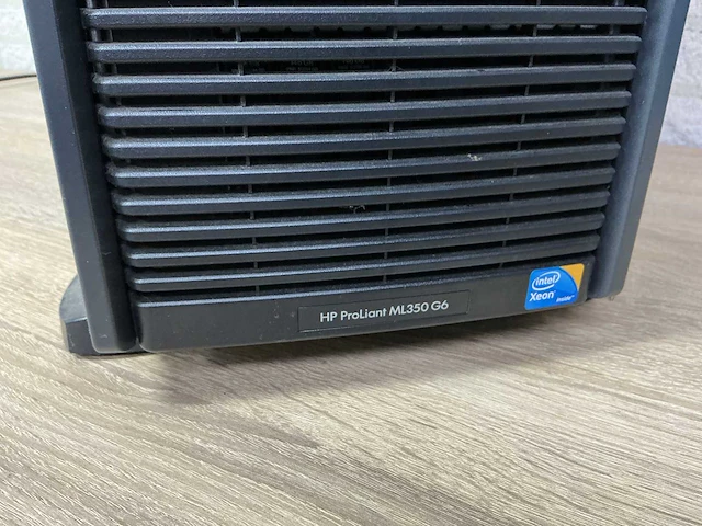Desktop - hp - proliant ml350 g6 - afbeelding 2 van  5