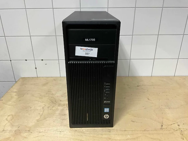 Desktop - hp - z240 - i7-7700k - afbeelding 2 van  3