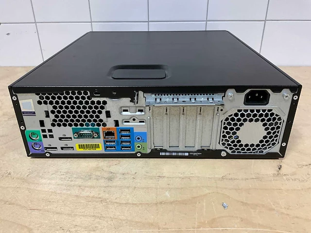 Desktop - hp - z240 sff - i7-7700 - afbeelding 3 van  3