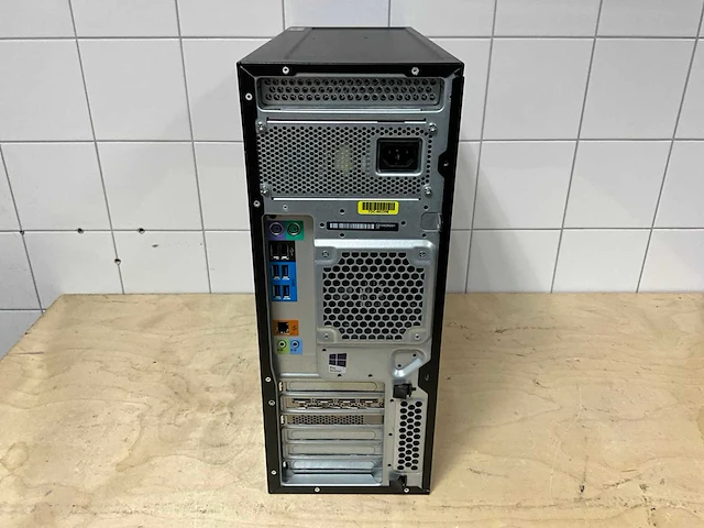 Desktop - hp - z440 - e5-1620 v3 - afbeelding 3 van  3