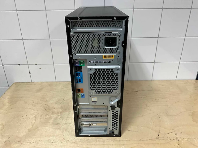 Desktop - hp - z440 - e5-1620 v4 - afbeelding 3 van  3