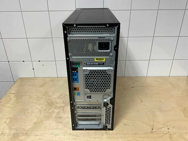 Desktop - hp - z440 - e5-1620 v4 - afbeelding 3 van  3
