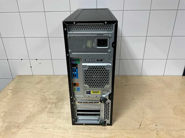 Desktop - hp - z440 - e5-1650 - afbeelding 3 van  3