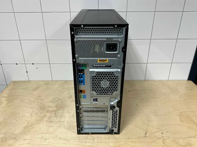 Desktop - hp - z440 - e5-2620 v3 - afbeelding 3 van  3