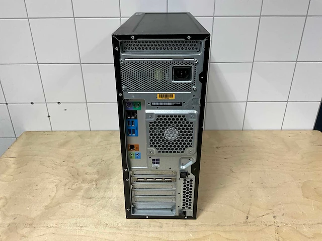Desktop - hp - z440 - e5-2630 v3 - afbeelding 3 van  3