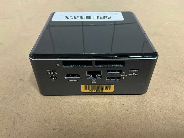 Desktop - intel - nuc7i3bnh - i3-7100u - afbeelding 2 van  3
