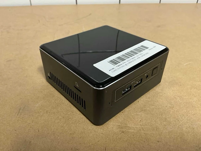 Desktop - intel - nuc7i3bnh - i3-7100u - afbeelding 1 van  3