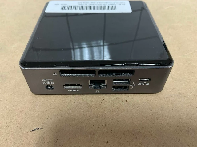Desktop - intel - nuc7i3bnk - i3-7100u - afbeelding 2 van  3
