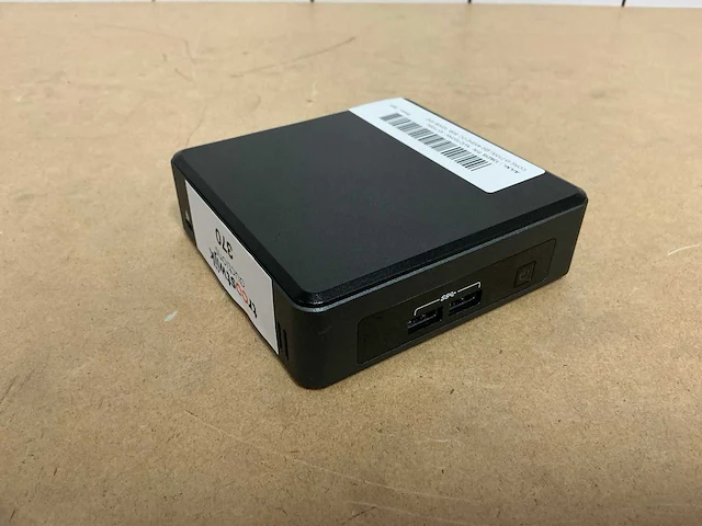 Desktop - intel - nuc7i3dnk - i3-7100u - afbeelding 1 van  4
