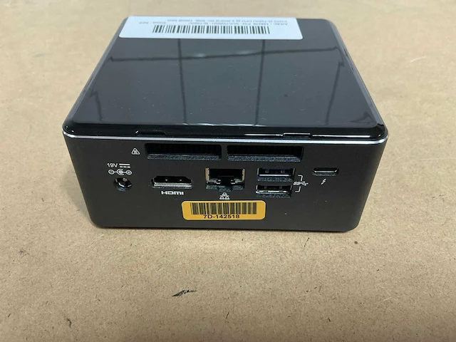 Desktop - intel - nuc7i5bnh - i5-7260u - afbeelding 2 van  3