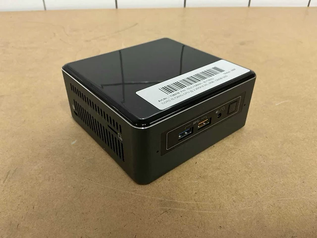 Desktop - intel - nuc7i5bnh - i5-7260u - afbeelding 1 van  3