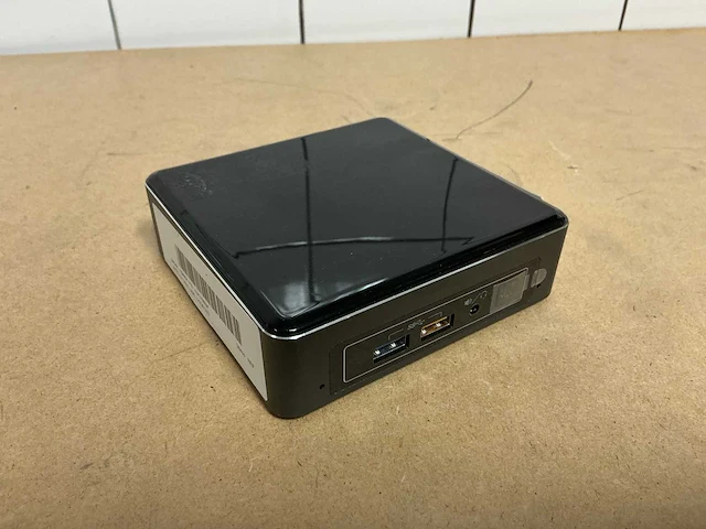Desktop - intel - nuc7i5bnk - afbeelding 1 van  2