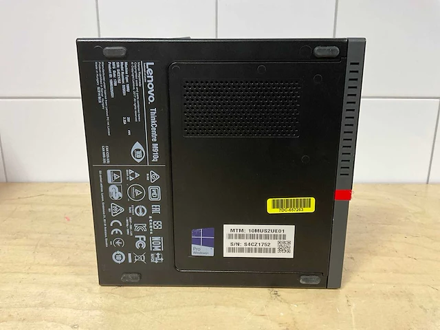 Desktop - lenovo - m910q - i5-7600t - afbeelding 2 van  3