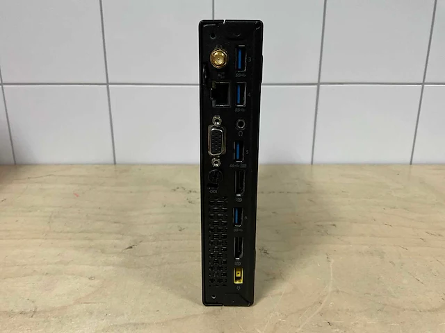 Desktop - lenovo - thinkcentre m700 i5-6400t - afbeelding 3 van  3
