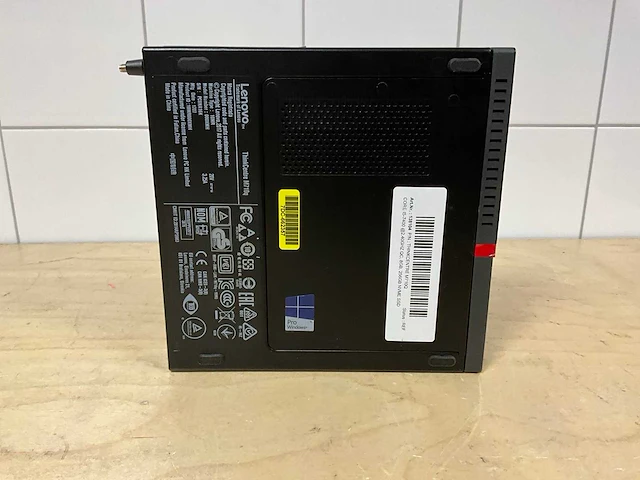 Desktop - lenovo - thinkcentre m710q - afbeelding 3 van  4