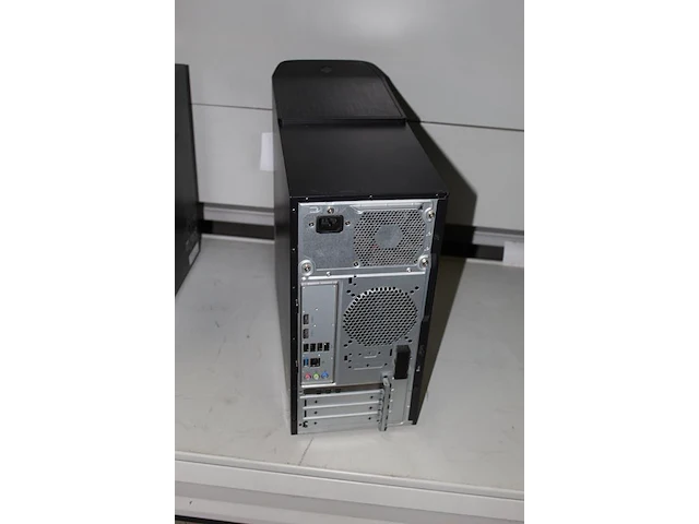 Desktop pc acer aspire t tc-780. 8 gb ddr4 memory. 1 tb hard disk drive. intel core i7 8th gen processor 77... - afbeelding 3 van  3