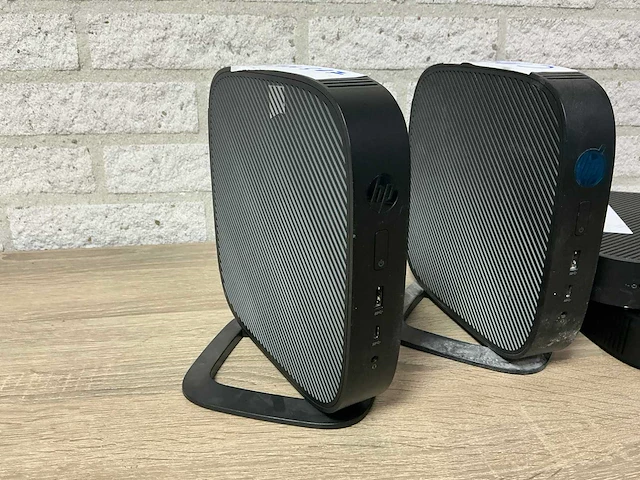 Desktops - hp - hp t530 thin client (4x) - afbeelding 2 van  4