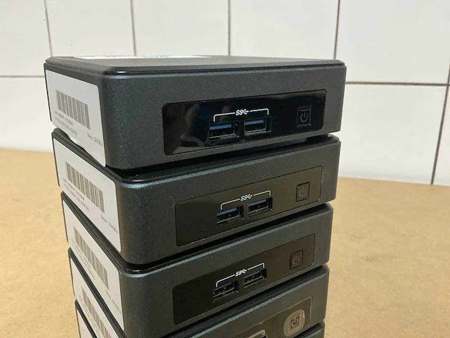 Desktops - intel - nuc7i5dnk (5x) - afbeelding 2 van  4