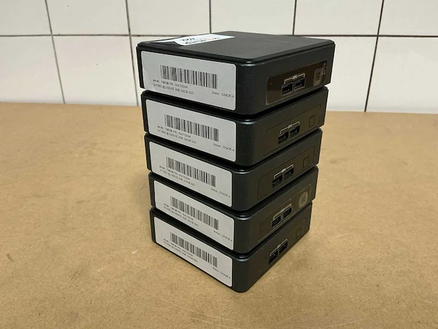 Desktops - intel - nuc7i5dnk (5x) - afbeelding 1 van  4