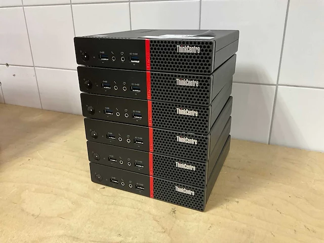 Desktops - lenovo - m900 - i5-6600t (6x) - afbeelding 1 van  3