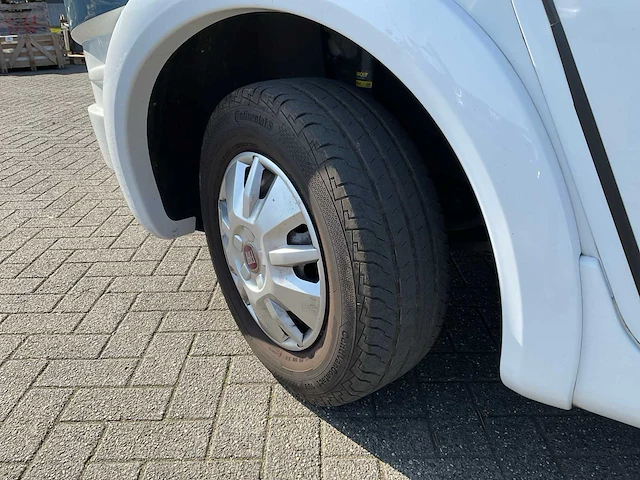 Dethleffs - globebus-i-004 - camper - afbeelding 2 van  50