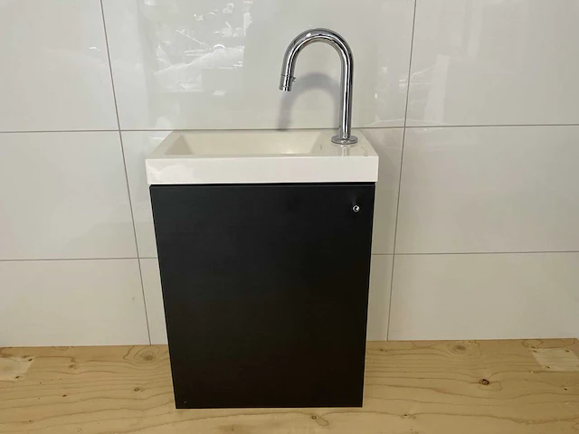 Detremmerie fonteinmeubel 40x22x55cm inclusief grohe kraan - afbeelding 2 van  4