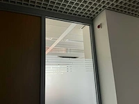 Deur met kozijn - afbeelding 4 van  10