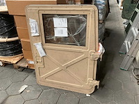 Deur - afbeelding 1 van  2