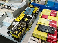 Deurbeslag en huiscijfers - afbeelding 1 van  3
